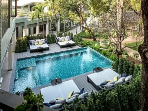 small-luxury-hotel-bangkok-bp9m