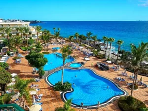 small-luxury-hotel-playa-blanca-1pojt5zf