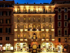 small-luxury-hotel-rome-xcfgip4
